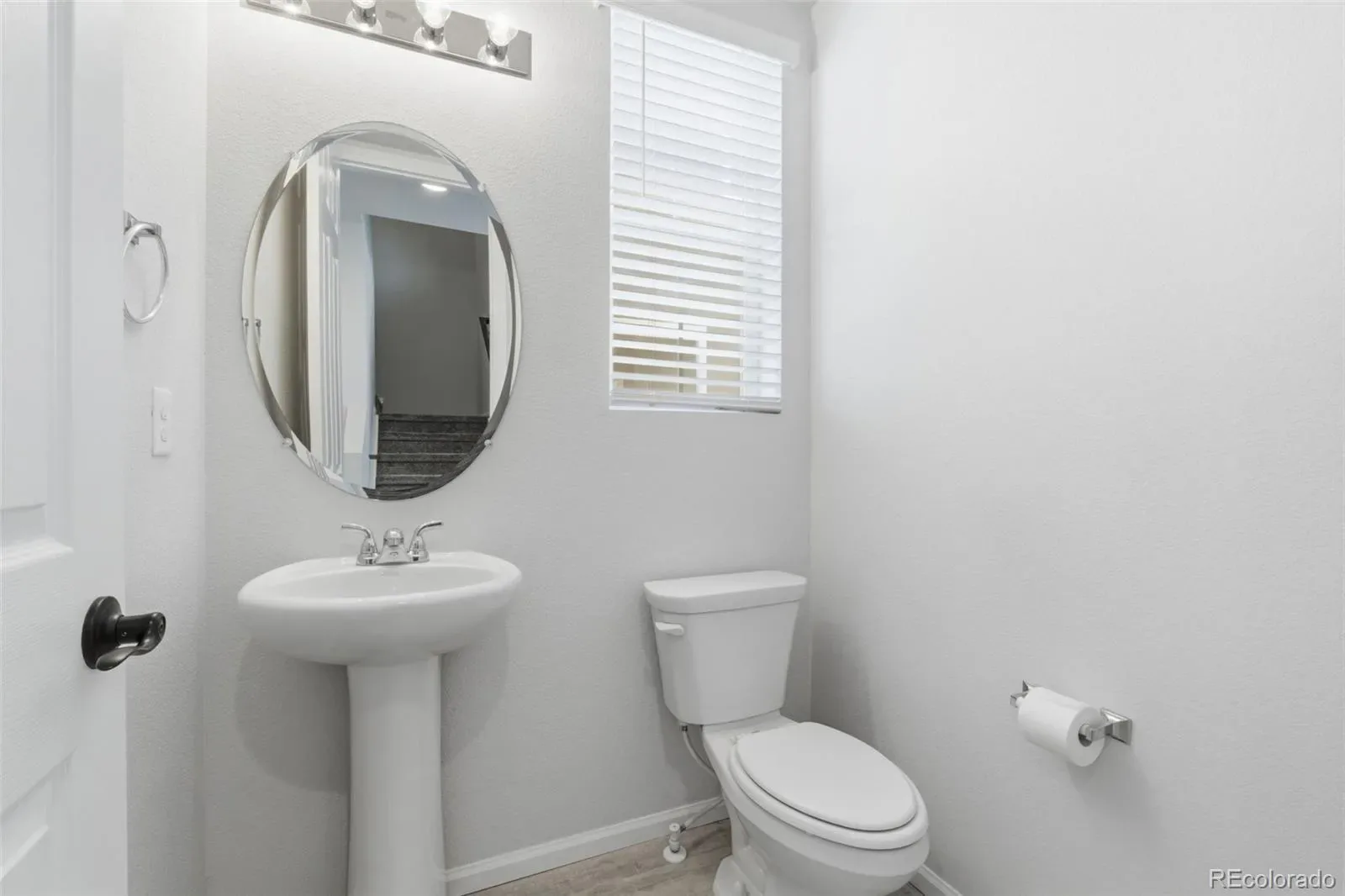 24380 E 42nd Avenue Aurora CO 80019 | MLS #REC9491657 03302026214954 1600 10