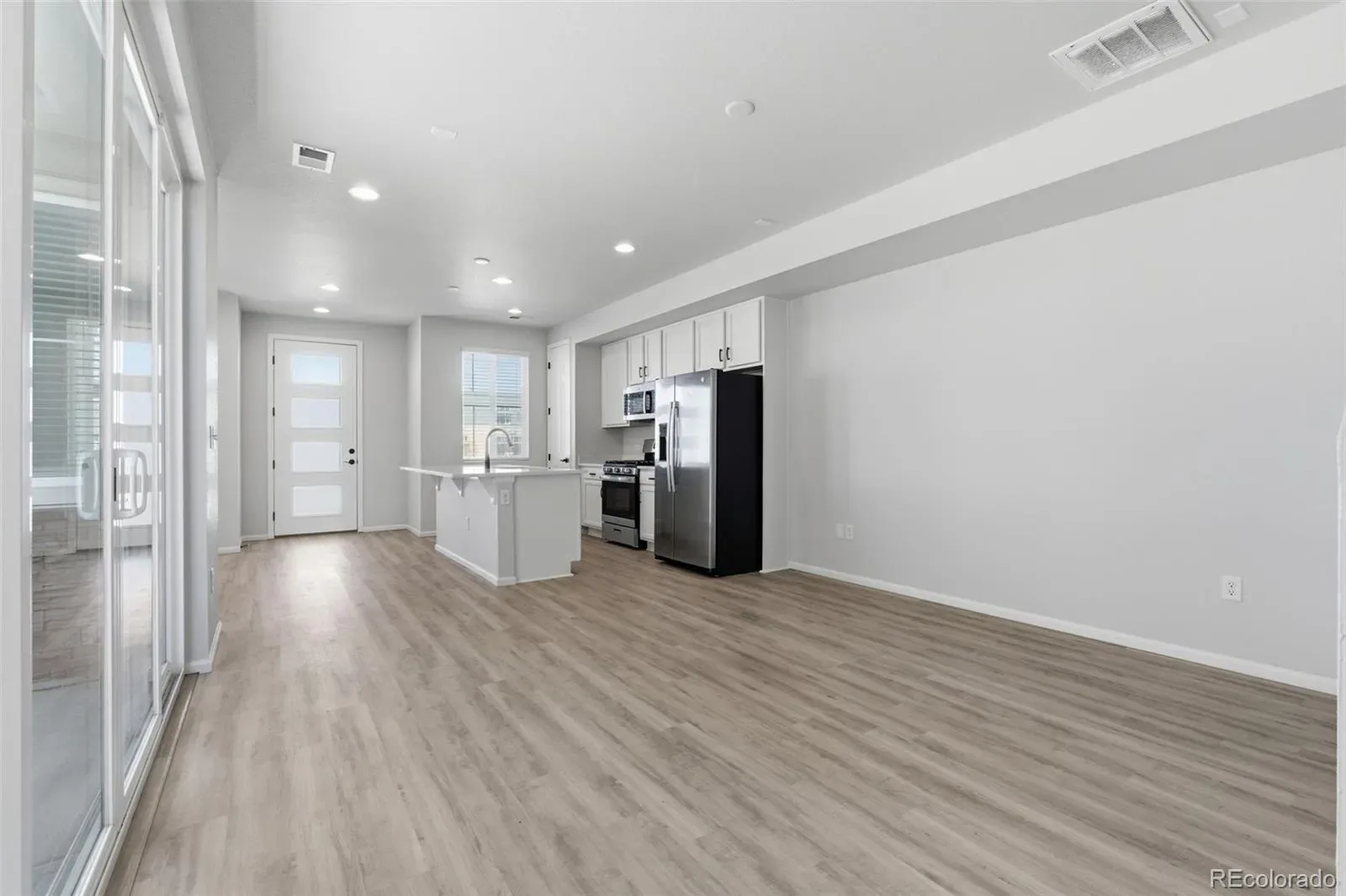 24380 E 42nd Avenue Aurora CO 80019 | MLS #REC9491657 03302026214954 1600 3