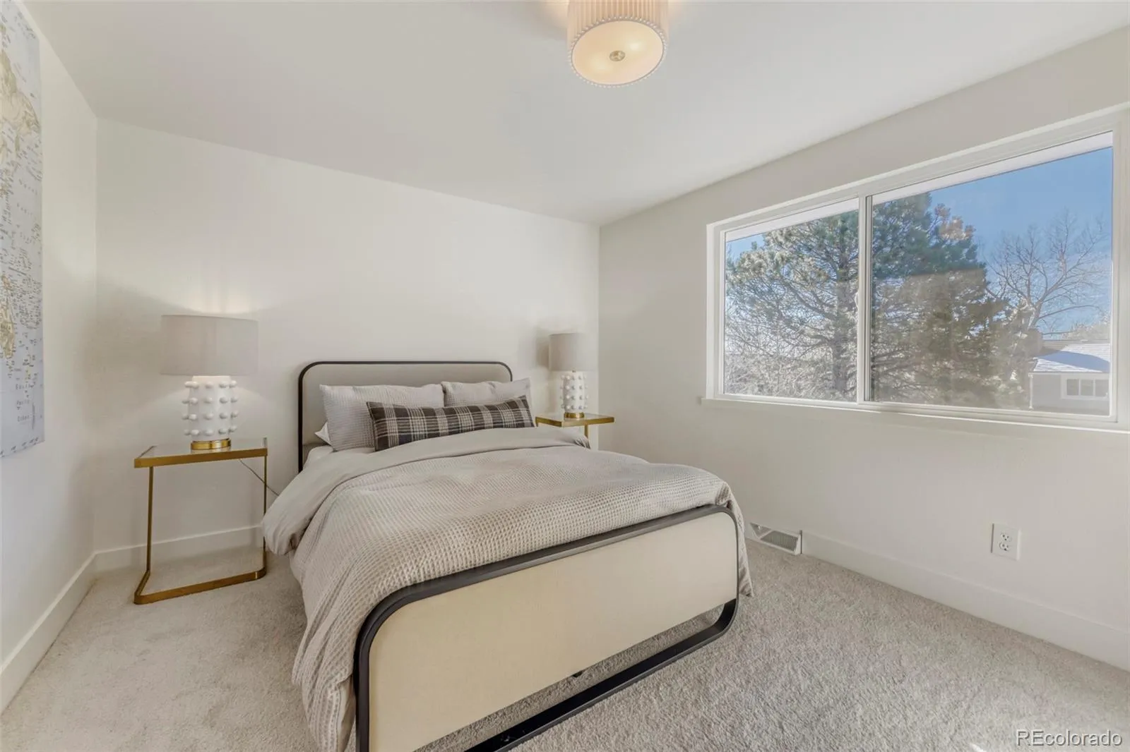 04142026222038 1600 11