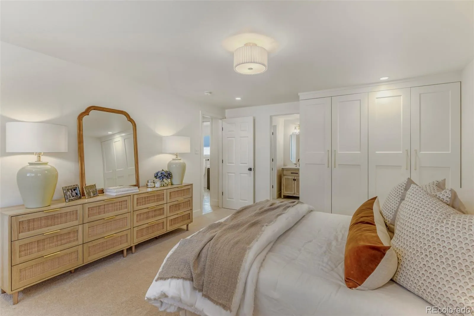 04142026222038 1600 8