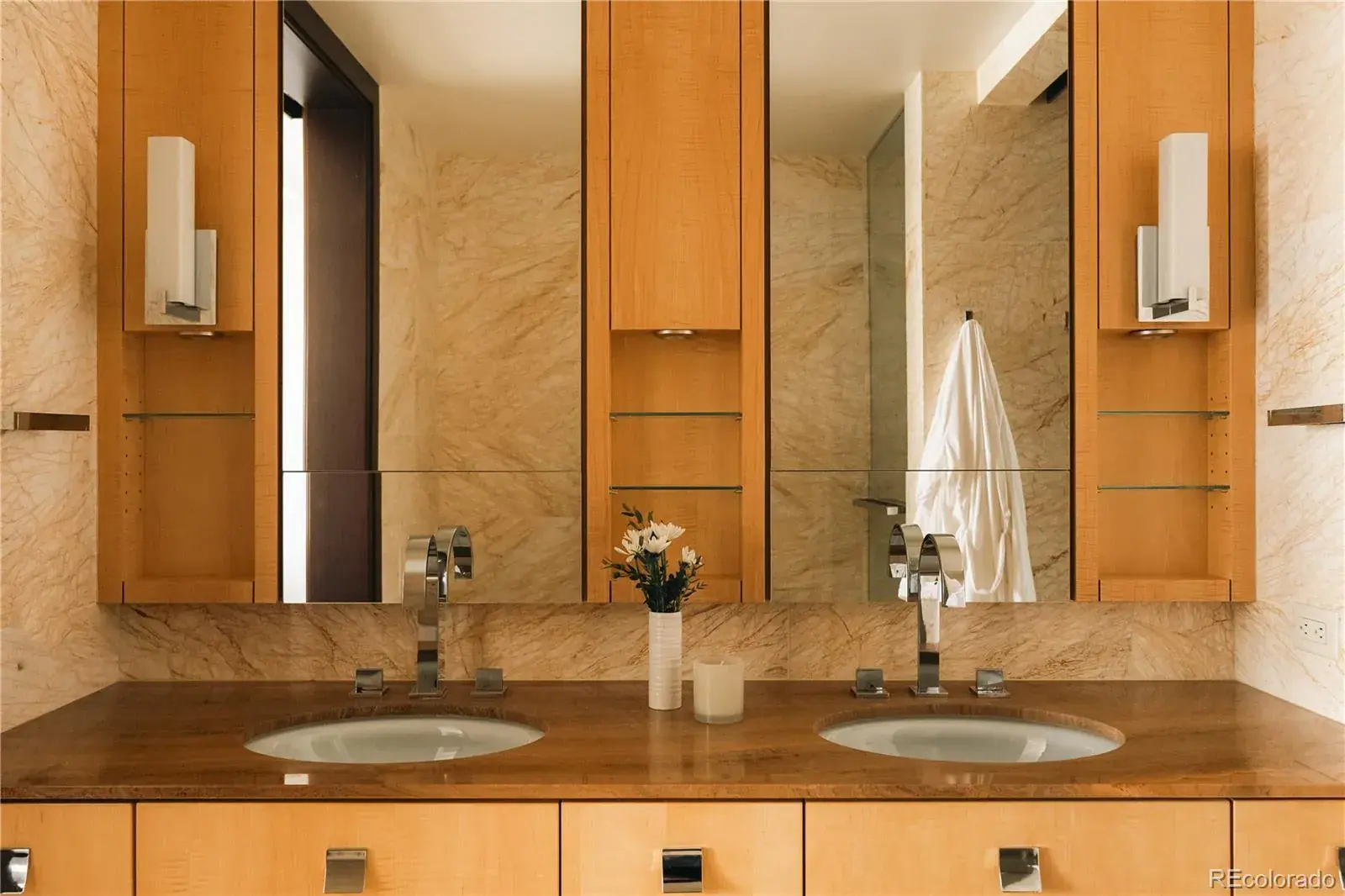 10142025211321 1600 34