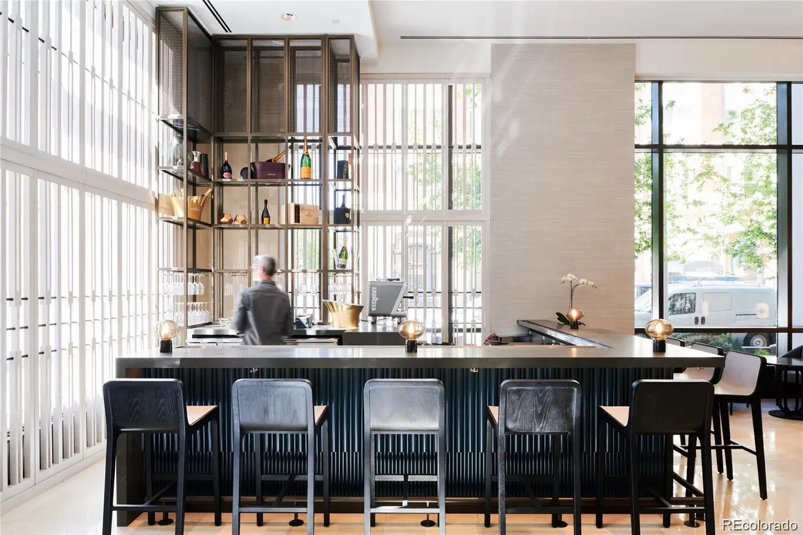 10142025211321 1600 47