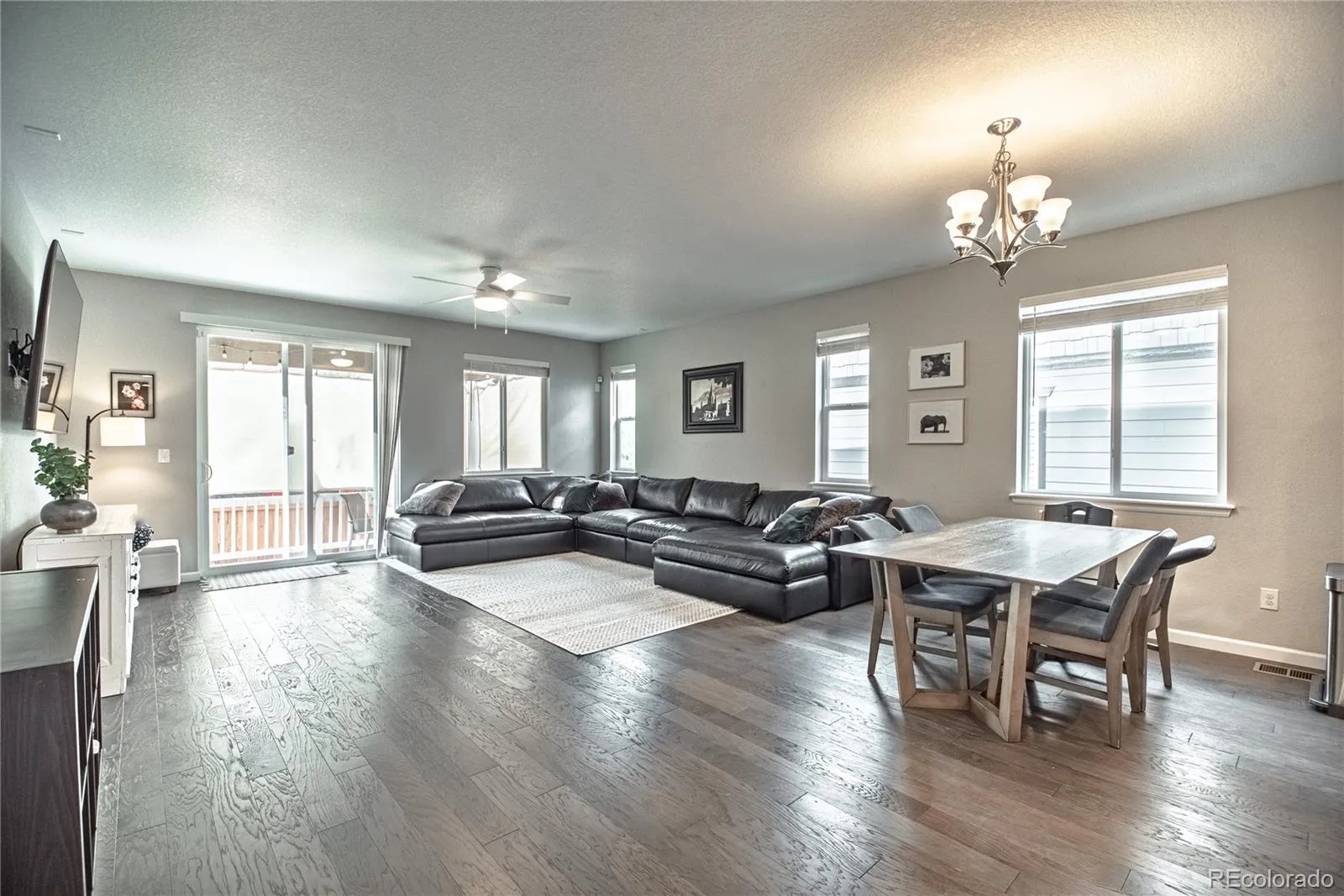 7408 Greenwater Circle Castle Rock CO 80108 MLS #REC9494428 05202026062145 1600 9