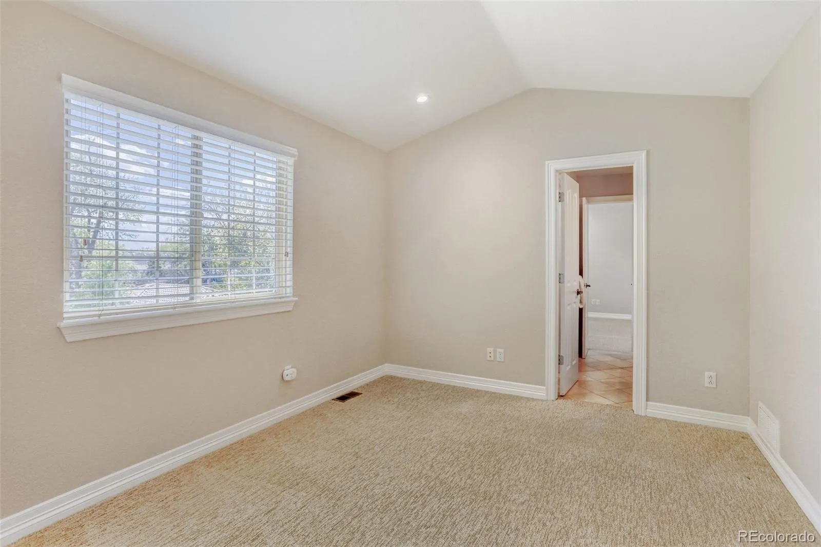 697 S Corona Street Denver CO 80209 MLS #REC9496385 05032026003714 1600 16