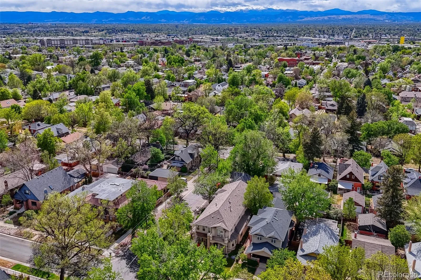 697 S Corona Street Denver CO 80209 MLS #REC9496385 05032026003714 1600 32