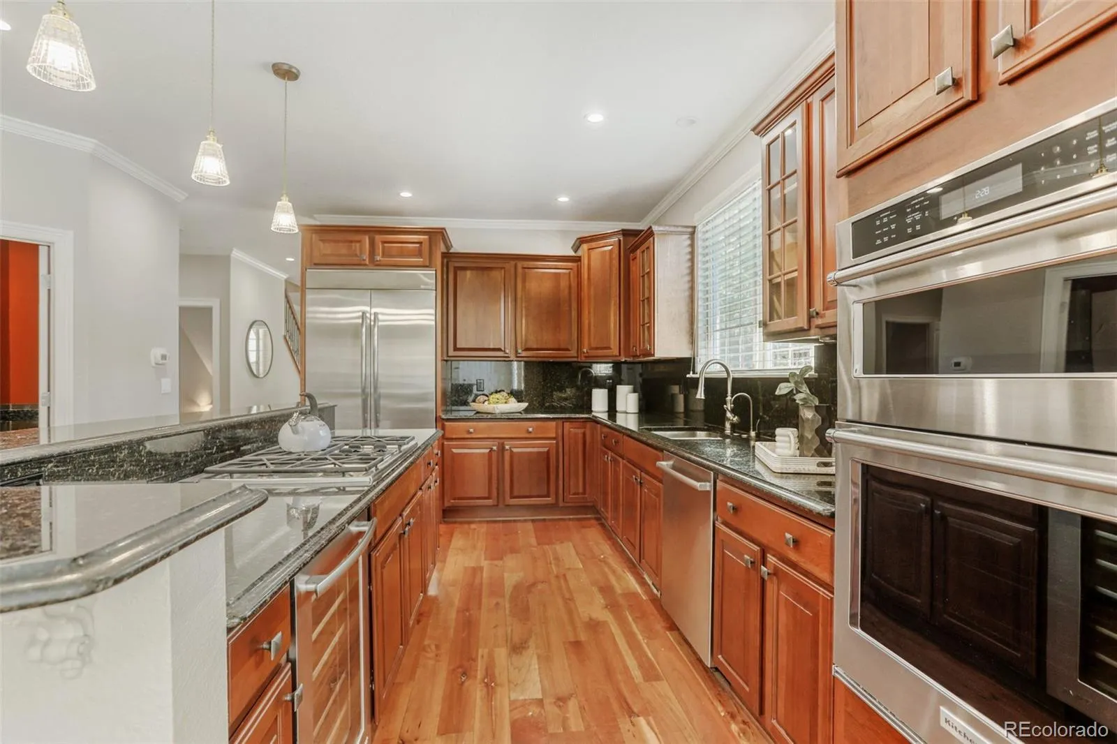 697 S Corona Street Denver CO 80209 MLS #REC9496385 05032026003714 1600 8