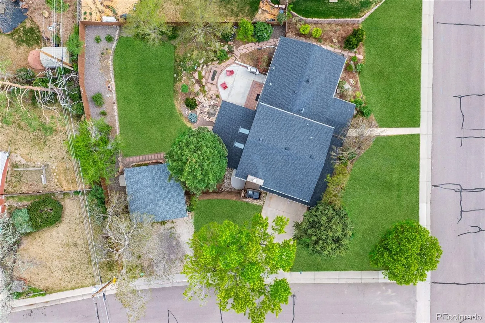 6346 W Monticello Avenue Littleton CO 80128 MLS #REC9498341 04262026175110 1600 33