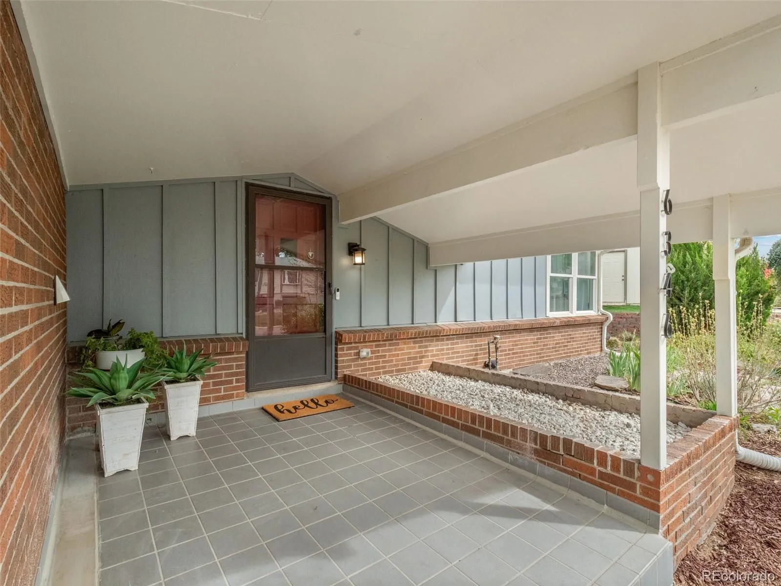 6346 W Monticello Avenue Littleton CO 80128 MLS #REC9498341 04262026175110 1600 43