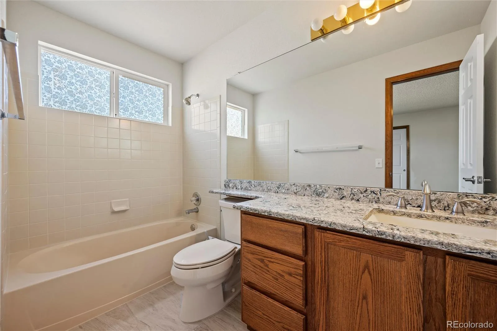 12702 Vrain Street Broomfield CO 80020 MLS #REC9498626 06232026132224 1600 28