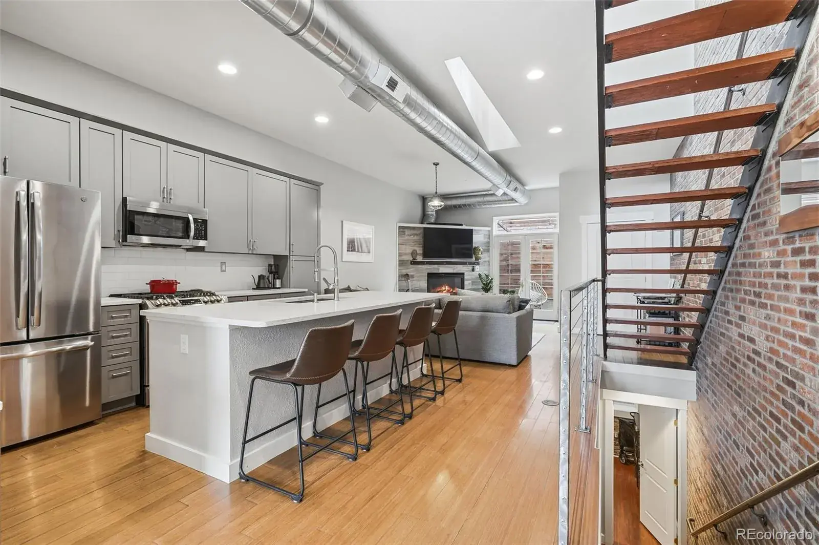 01282026020923 1600 10