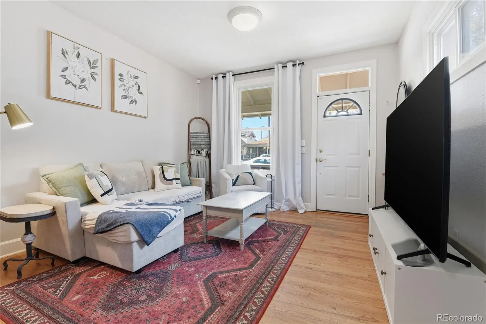 828 S Emerson Street Denver CO 80209 MLS #REC9500448 03182026053757 1600 3