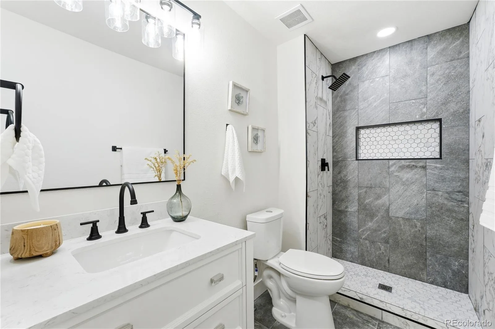 11229 Holly Street Denver CO 80233 | MLS #REC9503340 08112026043259 1600 6