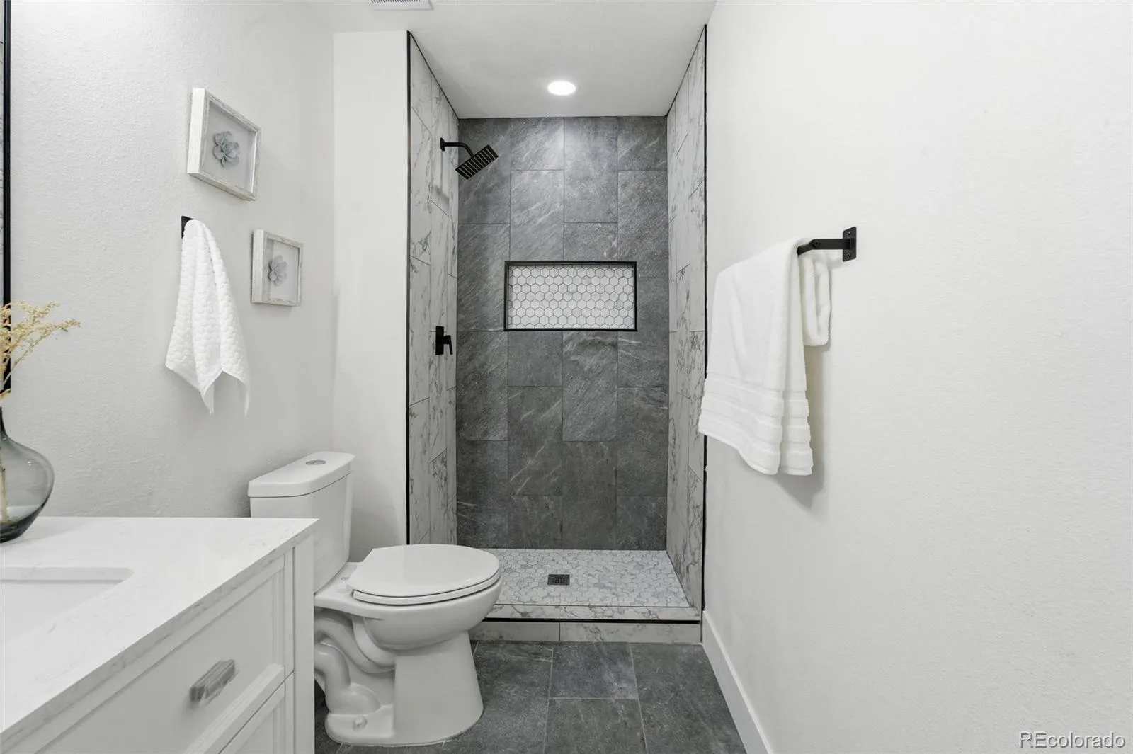11229 Holly Street Denver CO 80233 | MLS #REC9503340 08112026043259 1600 7