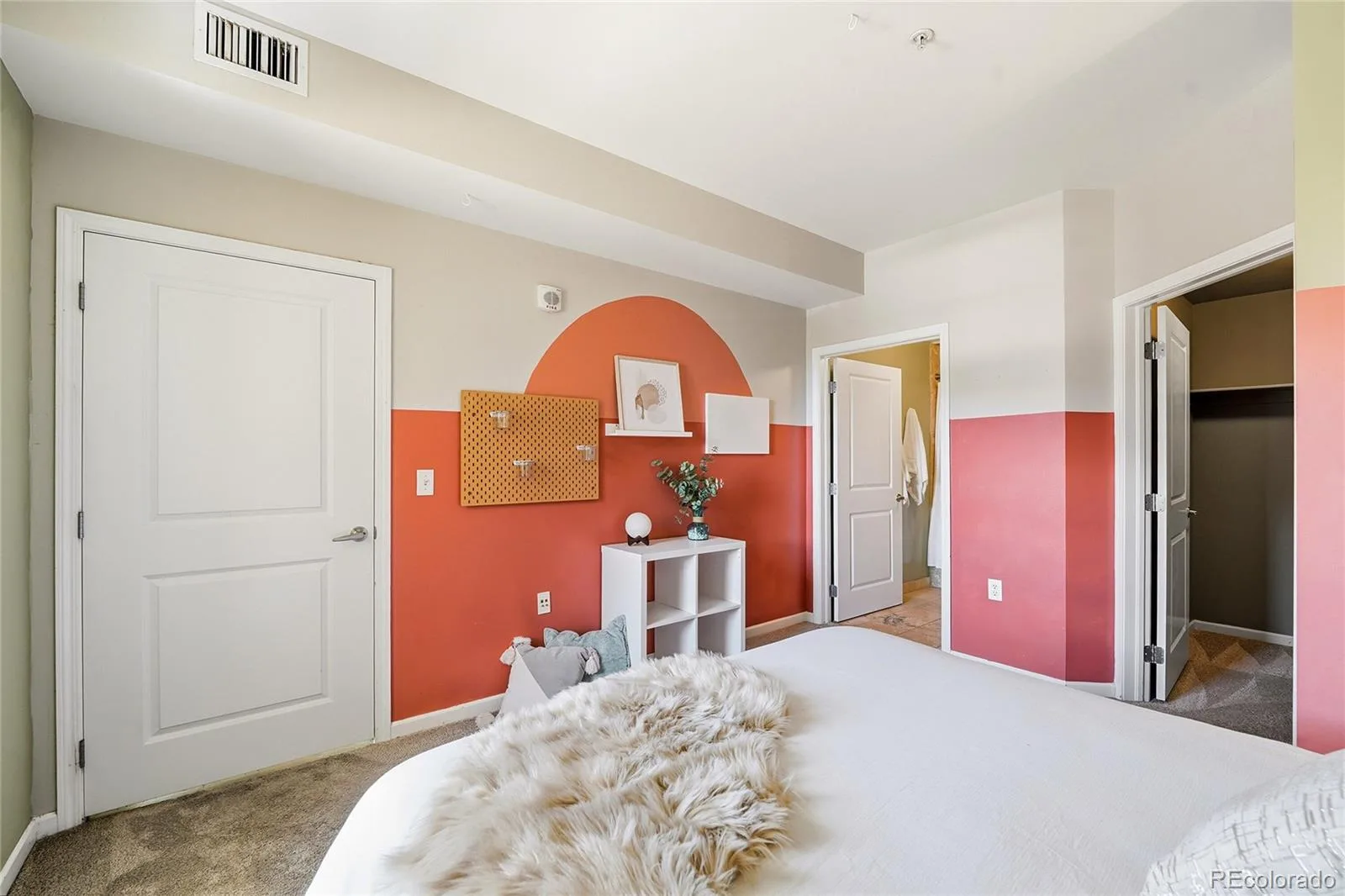 925 N Lincoln Street #4E Denver CO 80203 MLS #REC9503618 06192026235021 1600 12