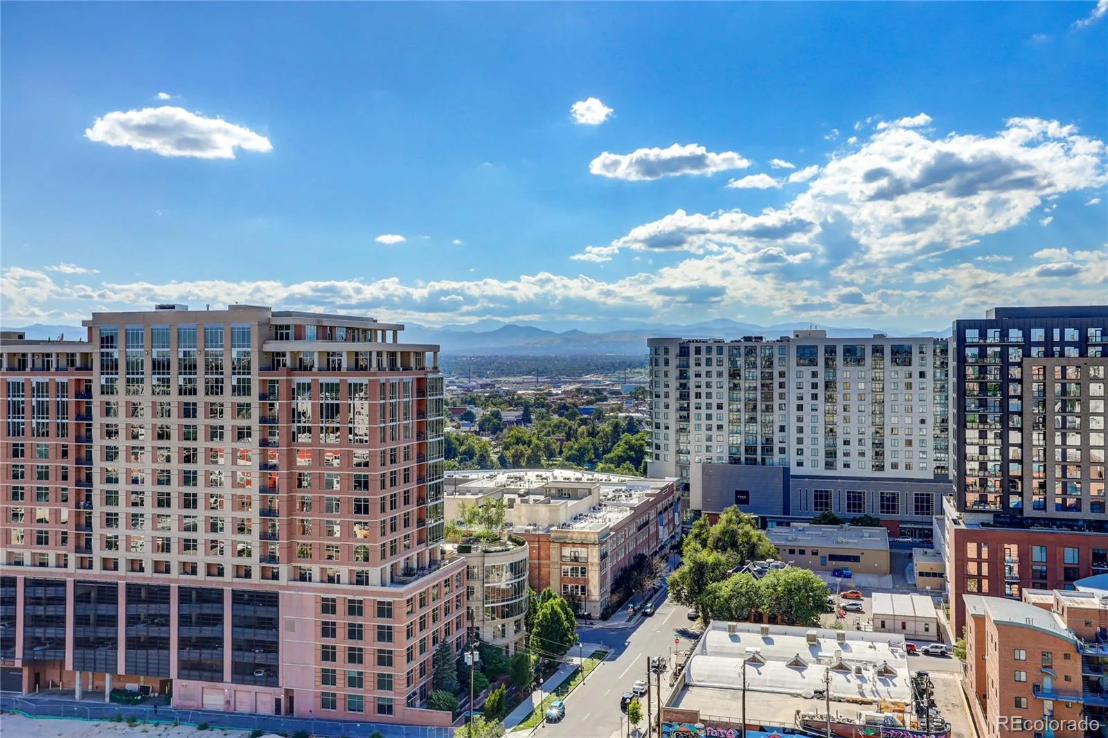 925 N Lincoln Street #4E Denver CO 80203 MLS #REC9503618 06192026235021 1600 29