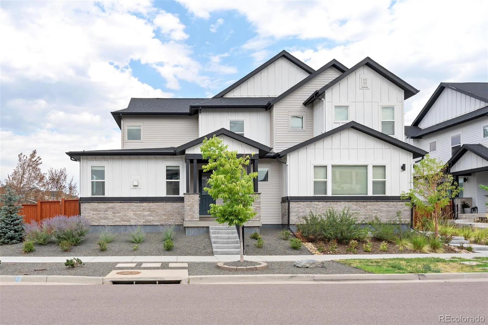 9751 E 62nd Drive Denver CO 80238 | MLS #REC9504278 08132026224006 1600 1