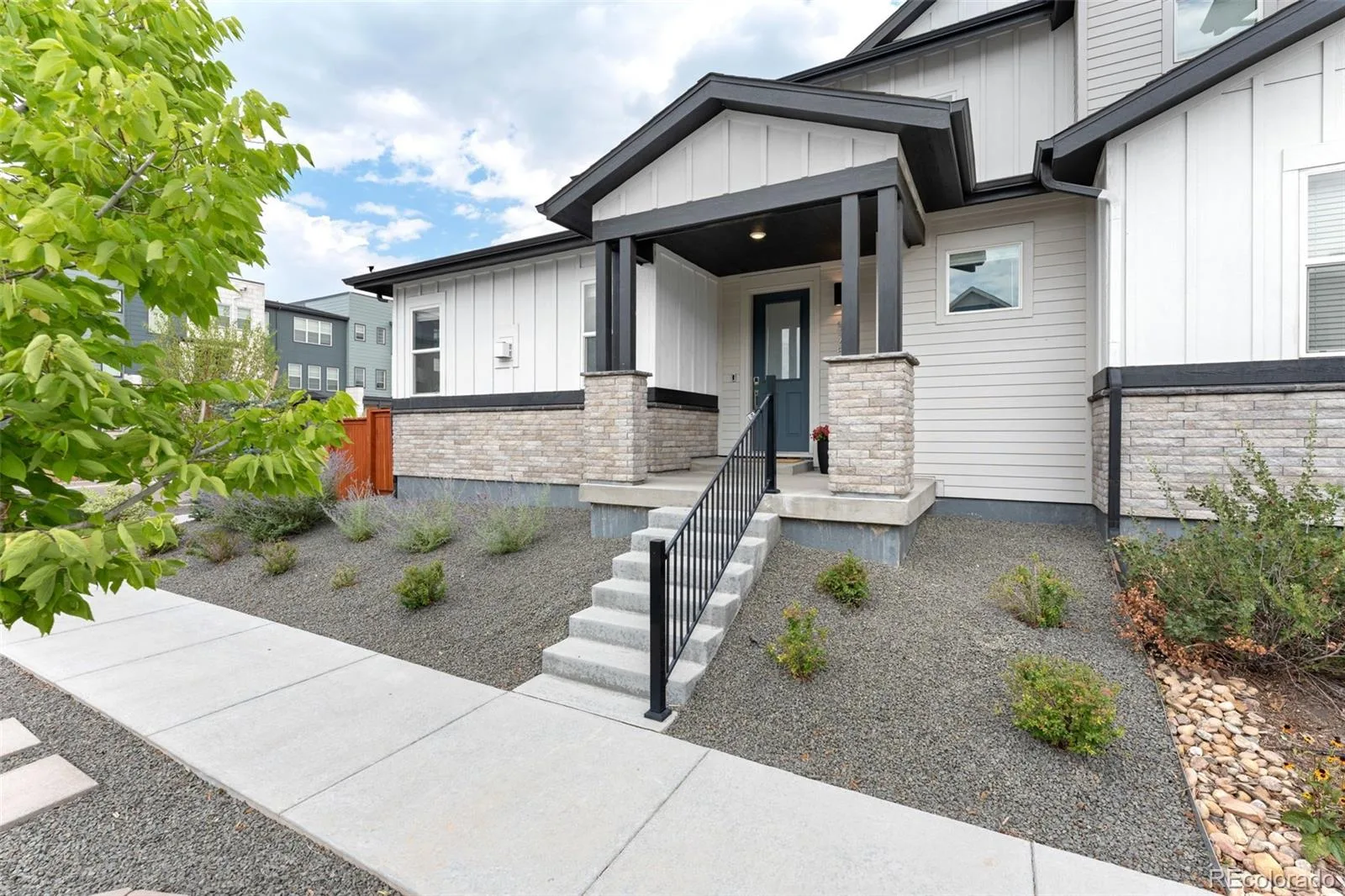 9751 E 62nd Drive Denver CO 80238 | MLS #REC9504278 08132026224006 1600 3
