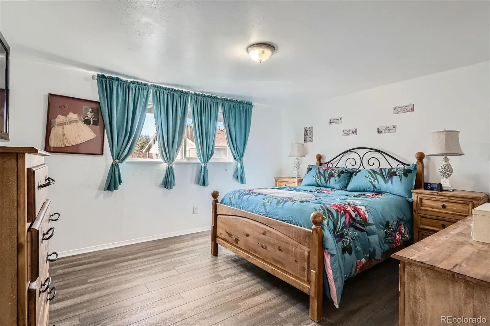 1165 S Fairplay Circle #B Aurora CO 80012 MLS #REC9504476 02212026005822 1600 13