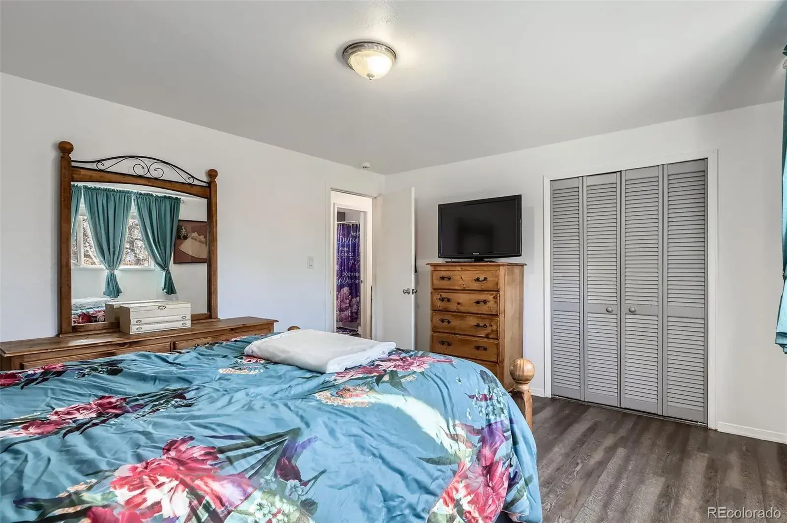 1165 S Fairplay Circle #B Aurora CO 80012 MLS #REC9504476 02212026005822 1600 15