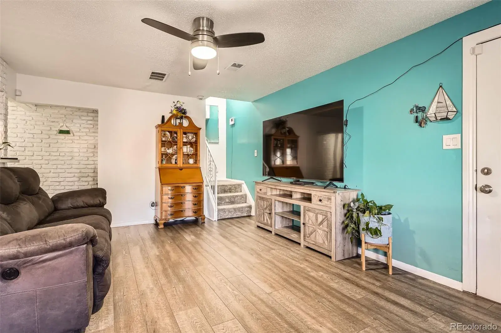 1165 S Fairplay Circle #B Aurora CO 80012 MLS #REC9504476 02212026005822 1600 3