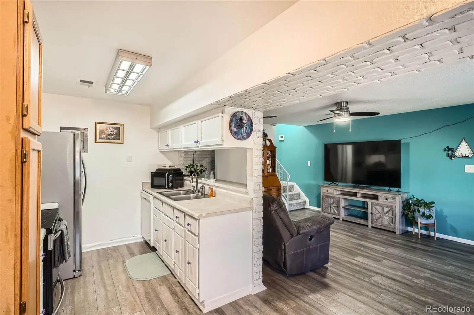 1165 S Fairplay Circle #B Aurora CO 80012 MLS #REC9504476 02212026005822 1600 7