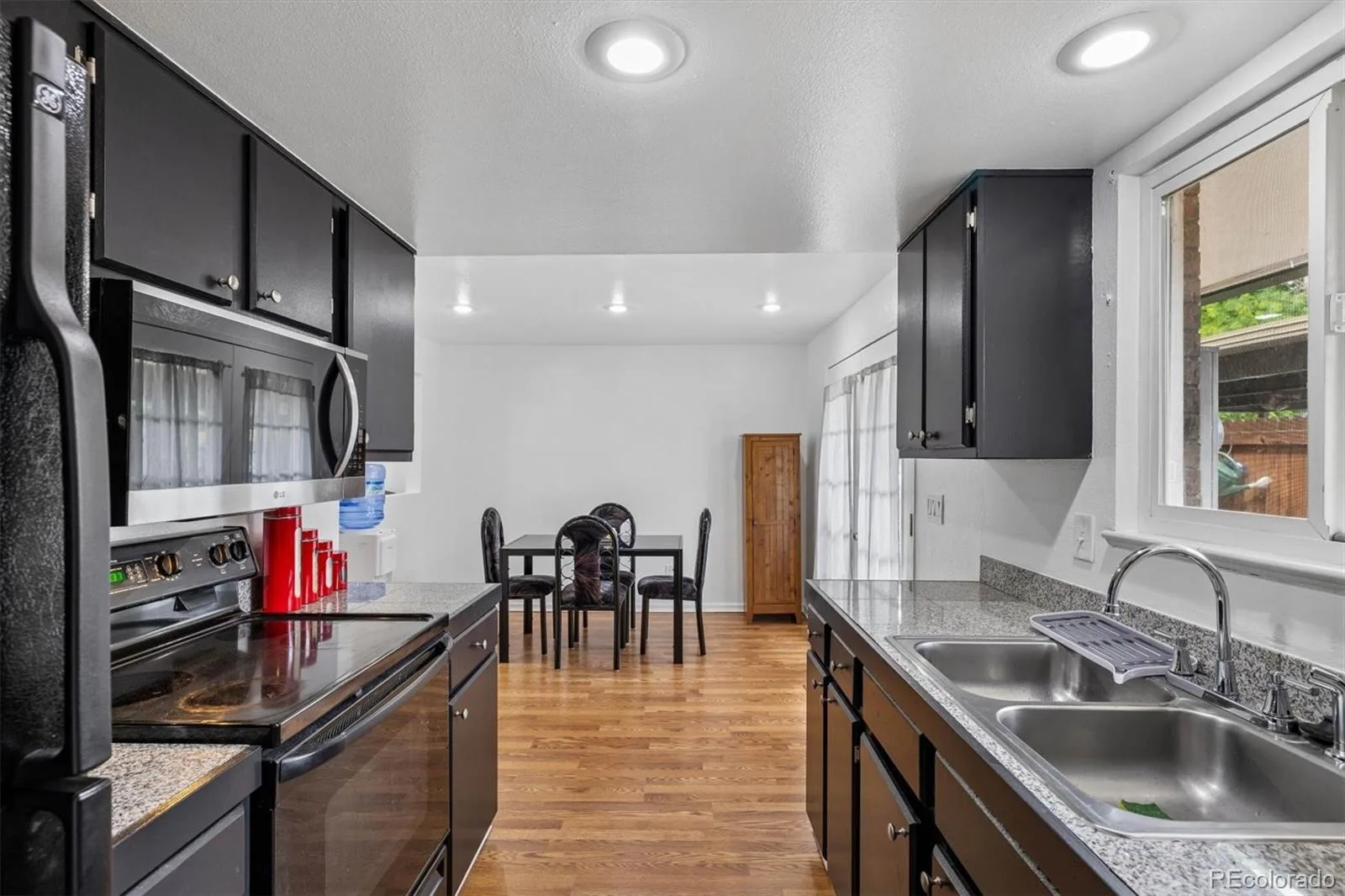 7711 W GLASGOW Place Littleton CO 80128 | MLS #REC9510175 06262026223816 1600 13