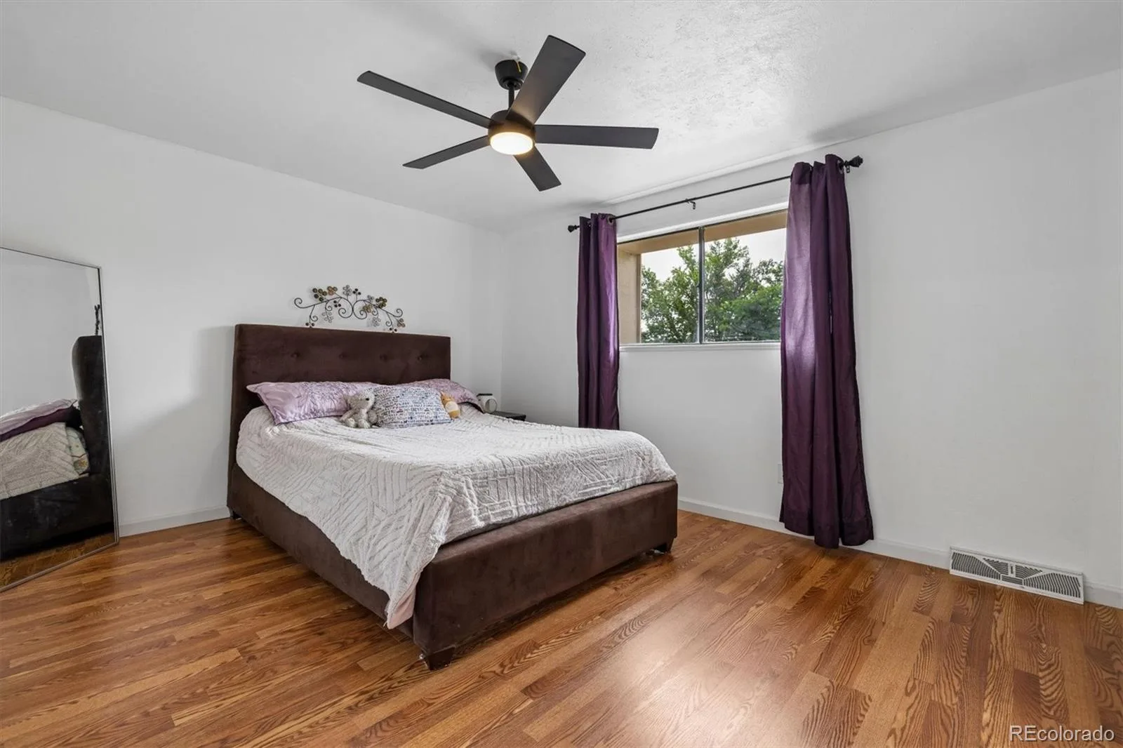 7711 W GLASGOW Place Littleton CO 80128 | MLS #REC9510175 06262026223816 1600 15