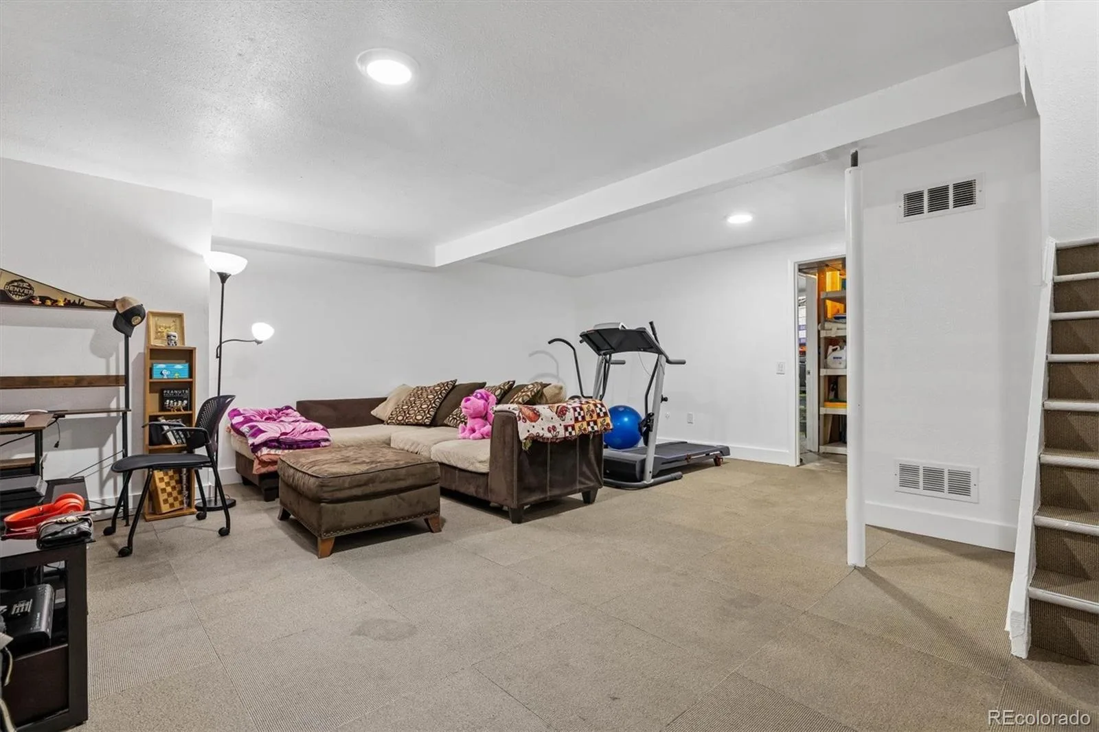 7711 W GLASGOW Place Littleton CO 80128 | MLS #REC9510175 06262026223816 1600 21