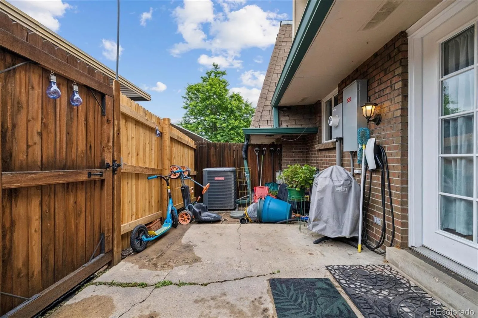7711 W GLASGOW Place Littleton CO 80128 | MLS #REC9510175 06262026223816 1600 25
