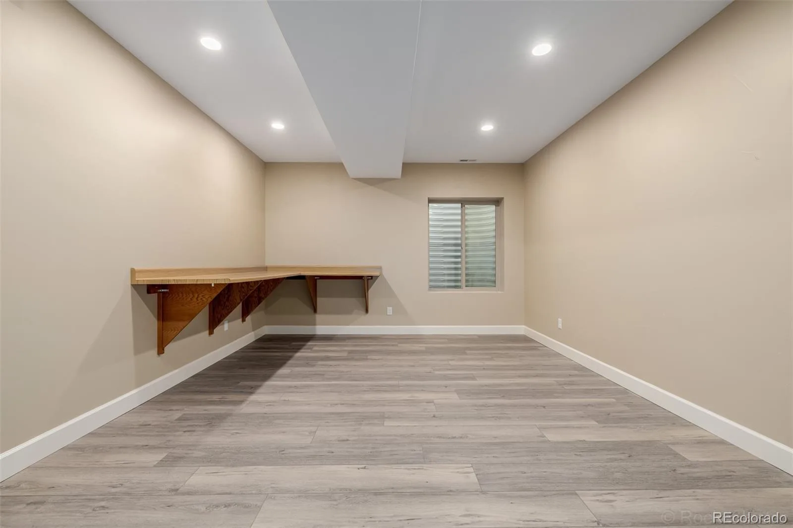 9557 Boone Lane Littleton CO 80125 | MLS #REC9511485 08202026155716 1600 30