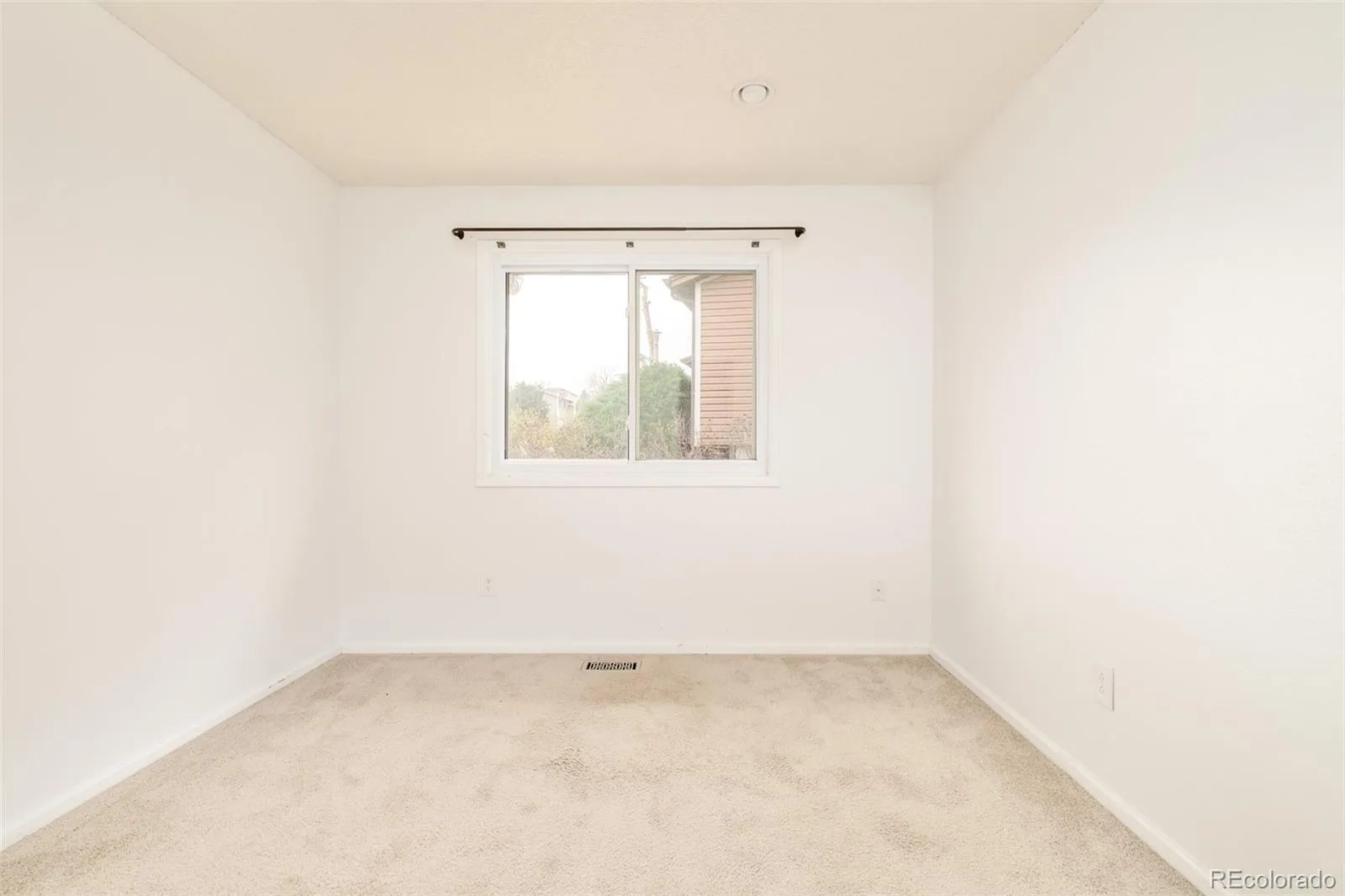 04072026202619 1600 24