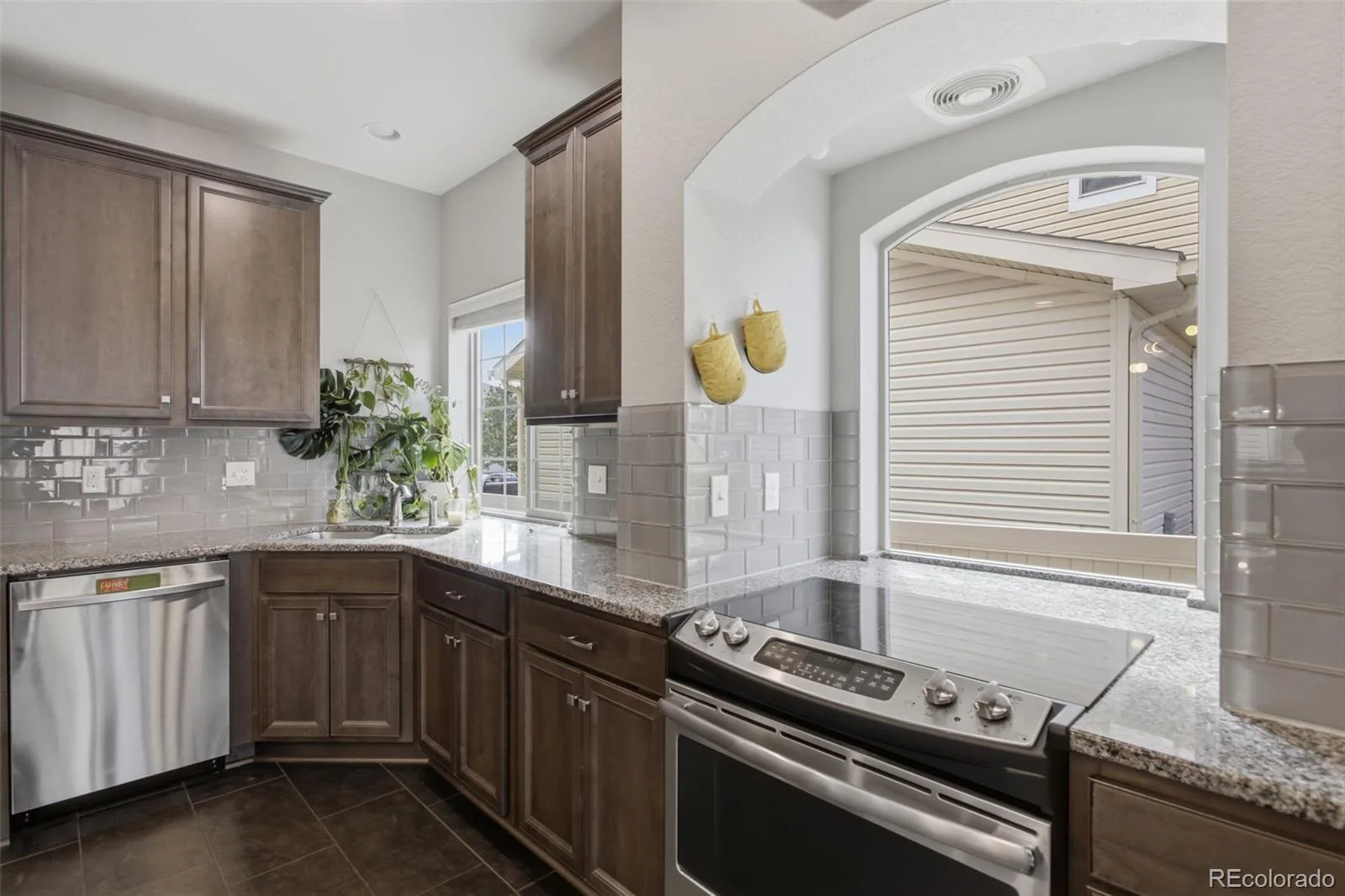 19037 Randolph Place Denver CO 80249 | MLS #REC9521721 08212026145110 1600 7