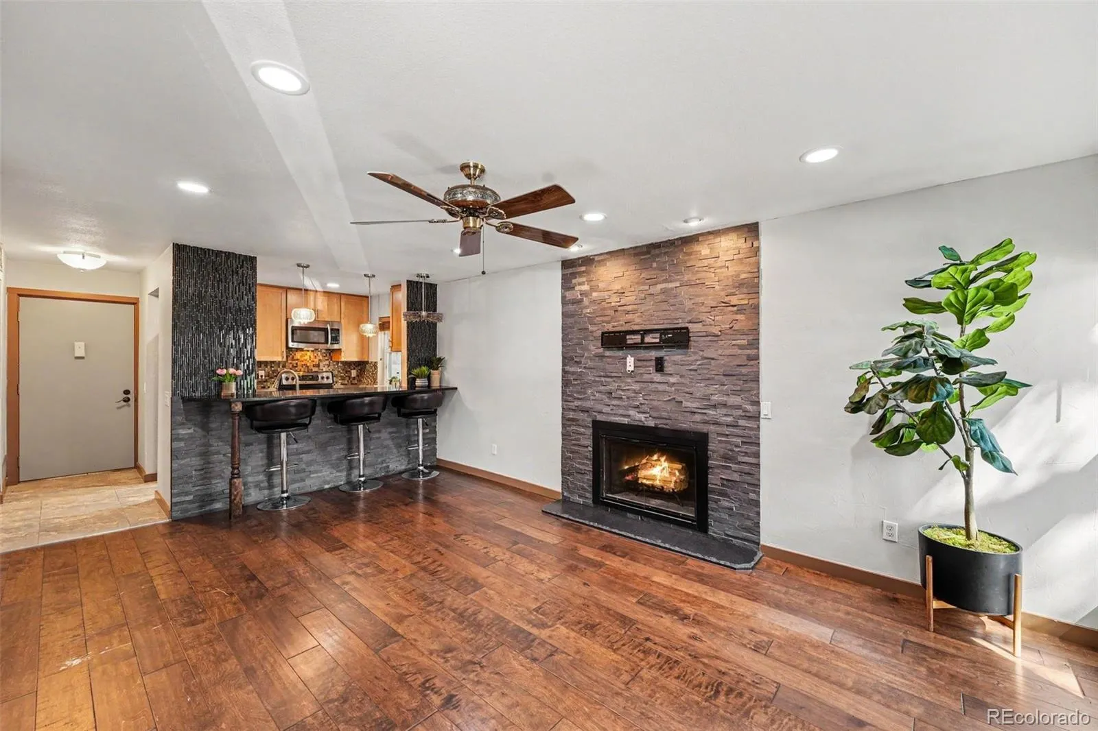 9727 E Peakview Avenue #A03 Englewood CO 80111 MLS #REC9522426 05142026155623 1600 2