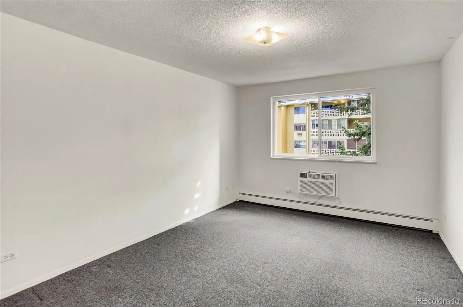 705 S Alton Way #5B Denver CO 80247 | MLS #REC9522474 08282026151619 1600 19