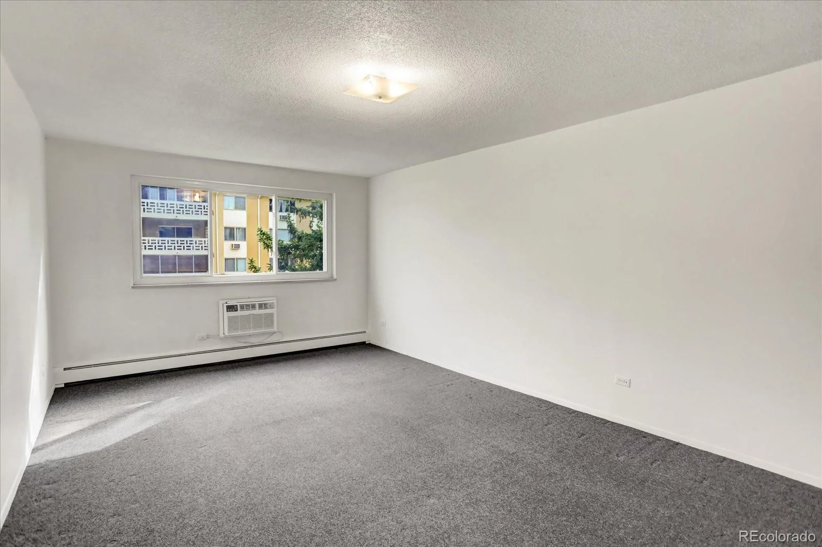 705 S Alton Way #5B Denver CO 80247 | MLS #REC9522474 08282026151619 1600 24
