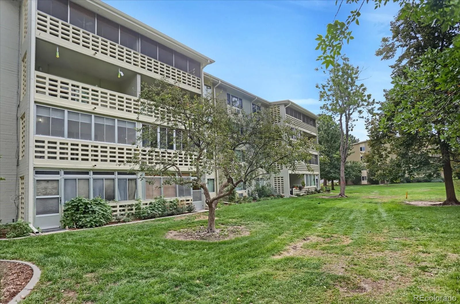 705 S Alton Way #5B Denver CO 80247 | MLS #REC9522474 08282026151619 1600 33