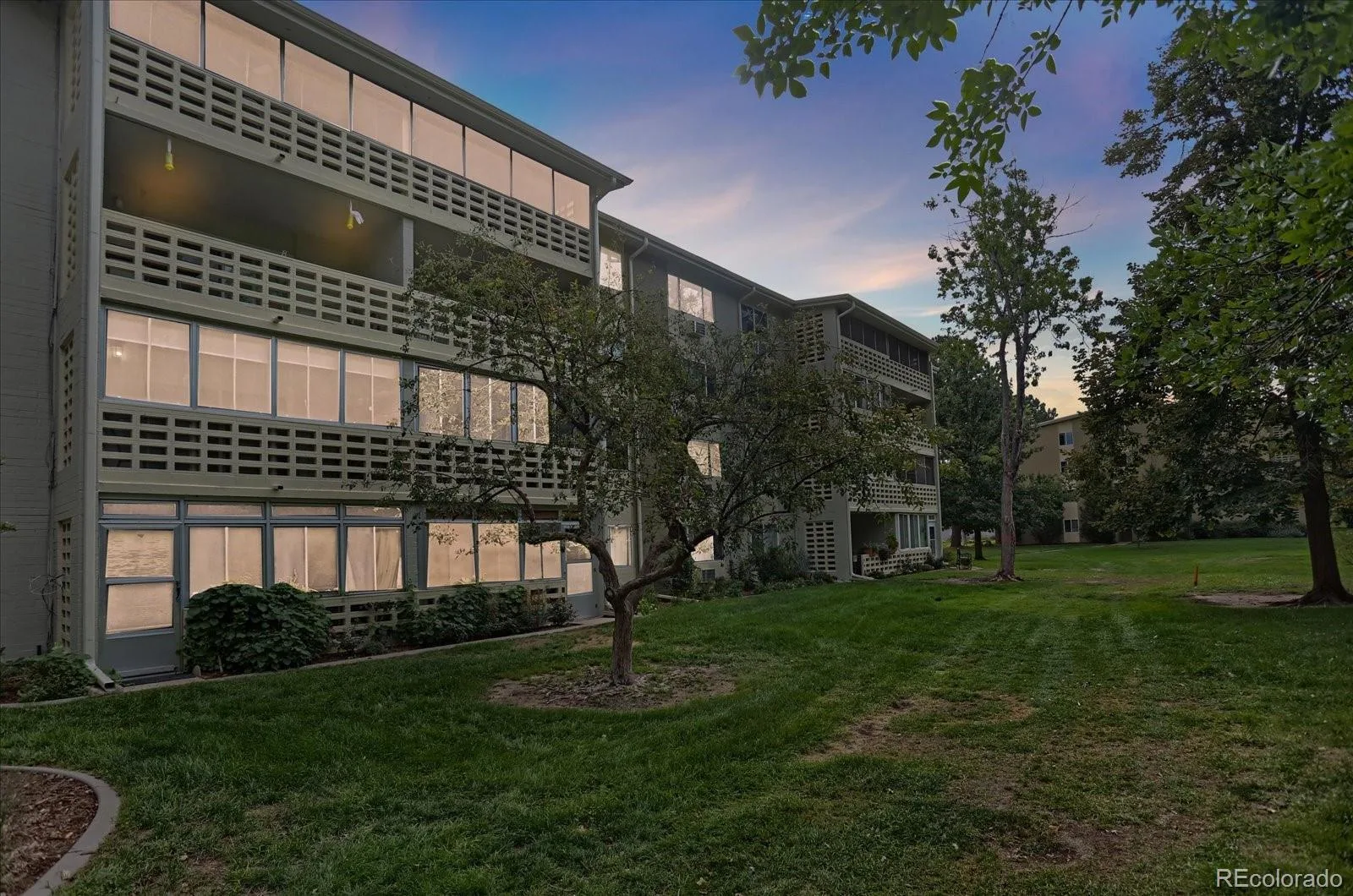 705 S Alton Way #5B Denver CO 80247 | MLS #REC9522474 08282026151619 1600 34