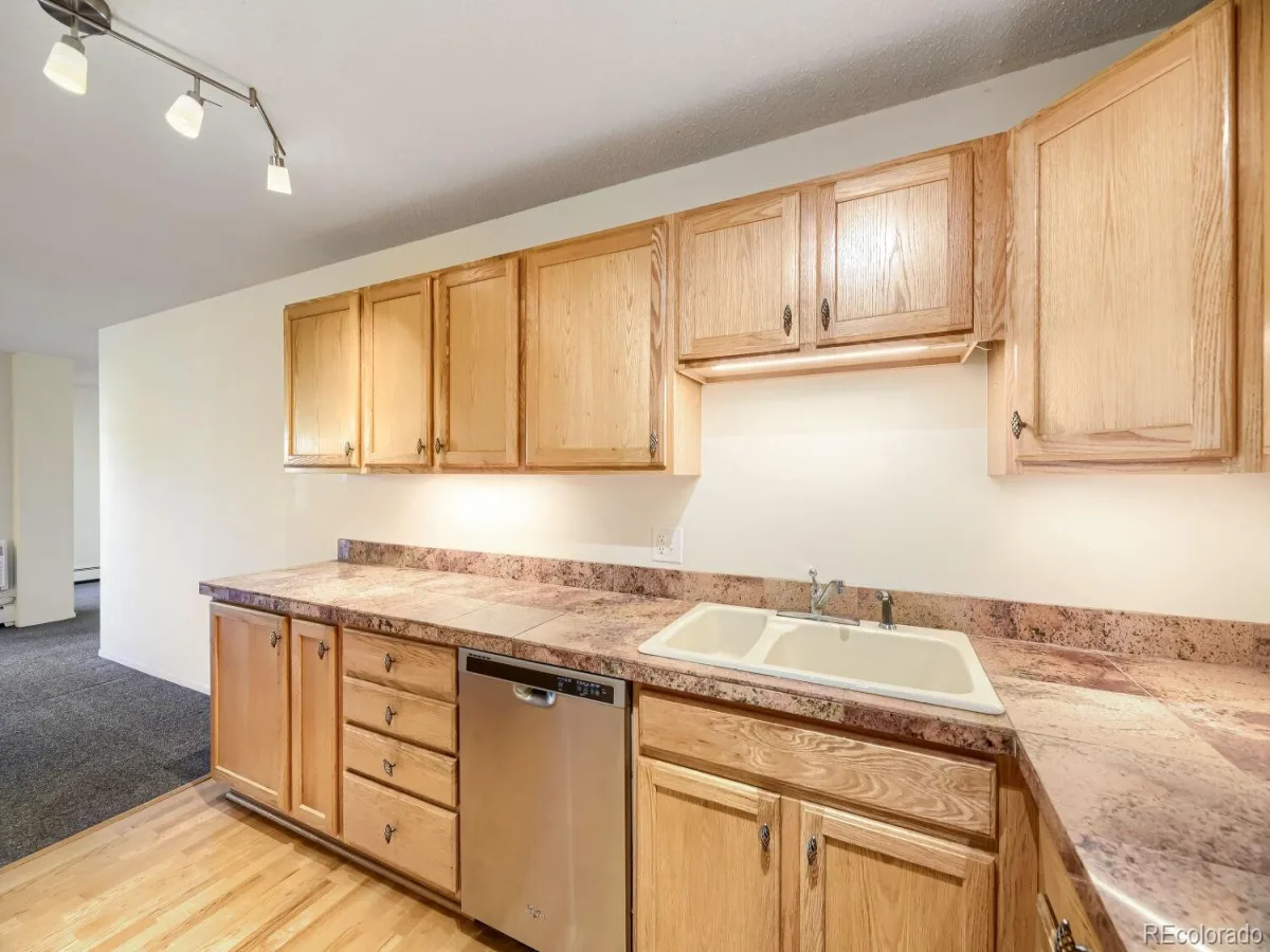 705 S Alton Way #5B Denver CO 80247 | MLS #REC9522474 09172026232456 1200 4