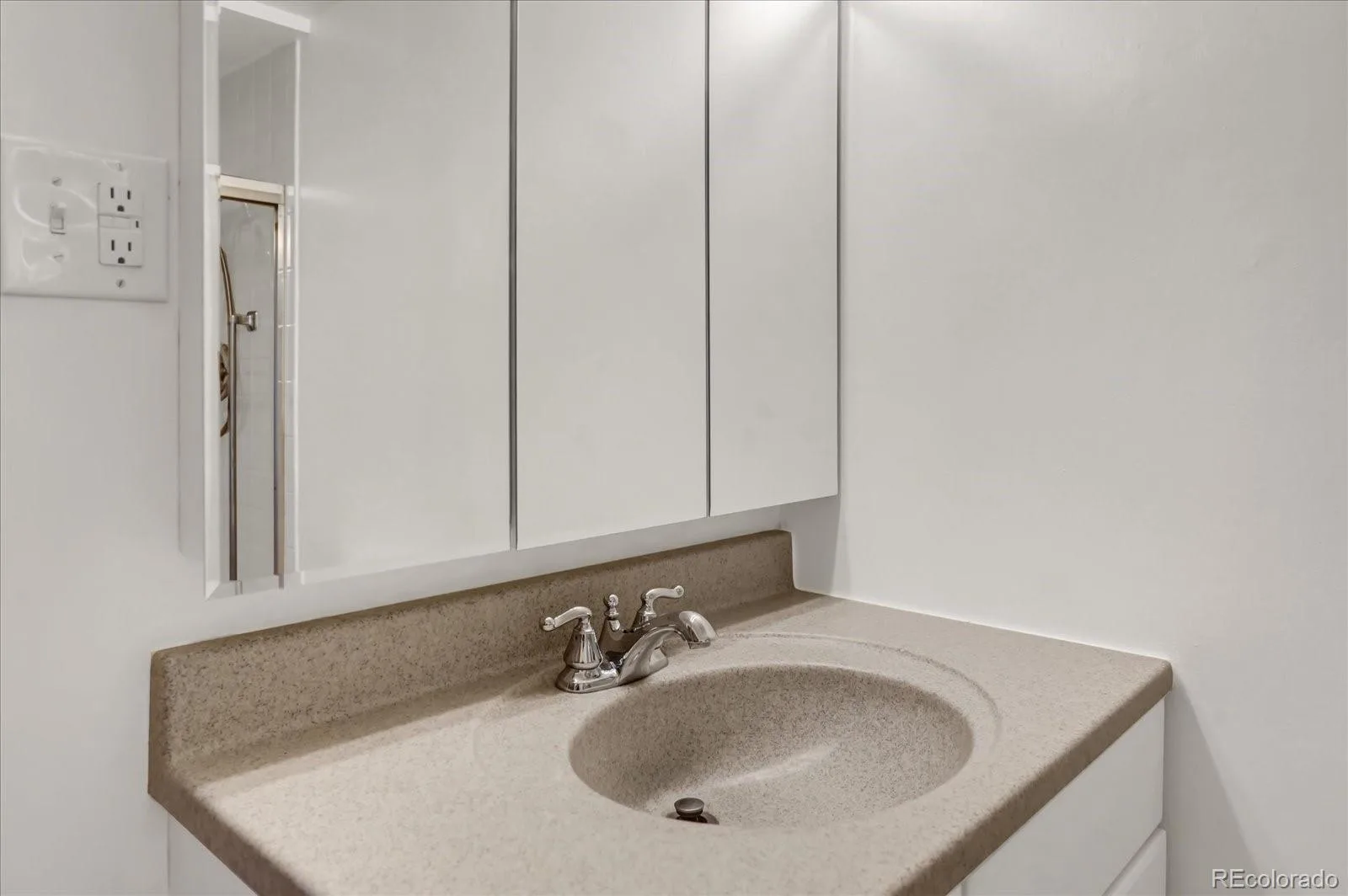 705 S Alton Way #5B Denver CO 80247 | MLS #REC9522474 09172026232456 1600 12