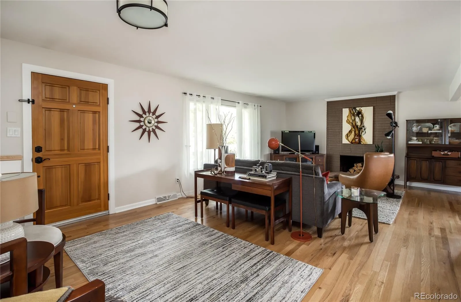 7095 S Cherry Drive Centennial CO 80122 MLS #REC9524912 04222026003937 1600 2
