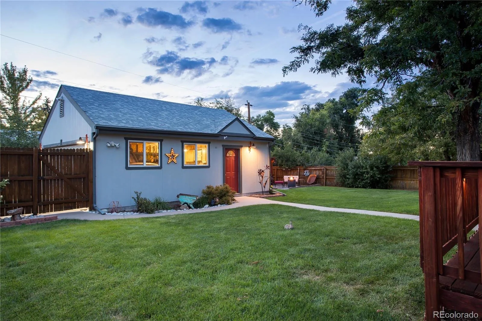 7095 S Cherry Drive Centennial CO 80122 MLS #REC9524912 04222026003937 1600 40