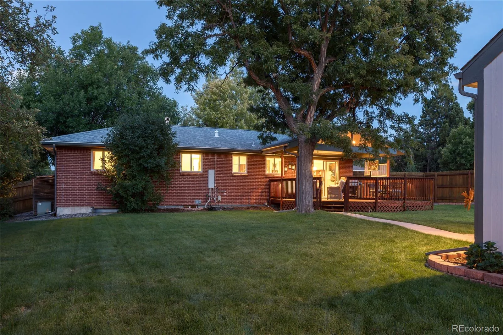 7095 S Cherry Drive Centennial CO 80122 MLS #REC9524912 04222026003937 1600 48