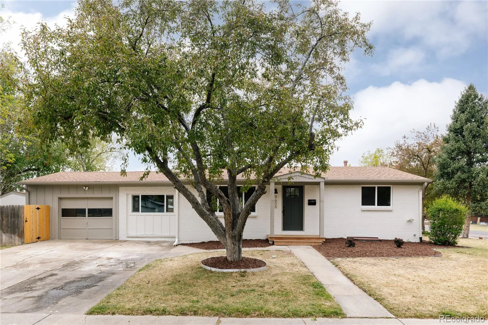 9608 W 53rd Avenue Arvada CO 80002 MLS #REC9525024 05022026054440 1600 1