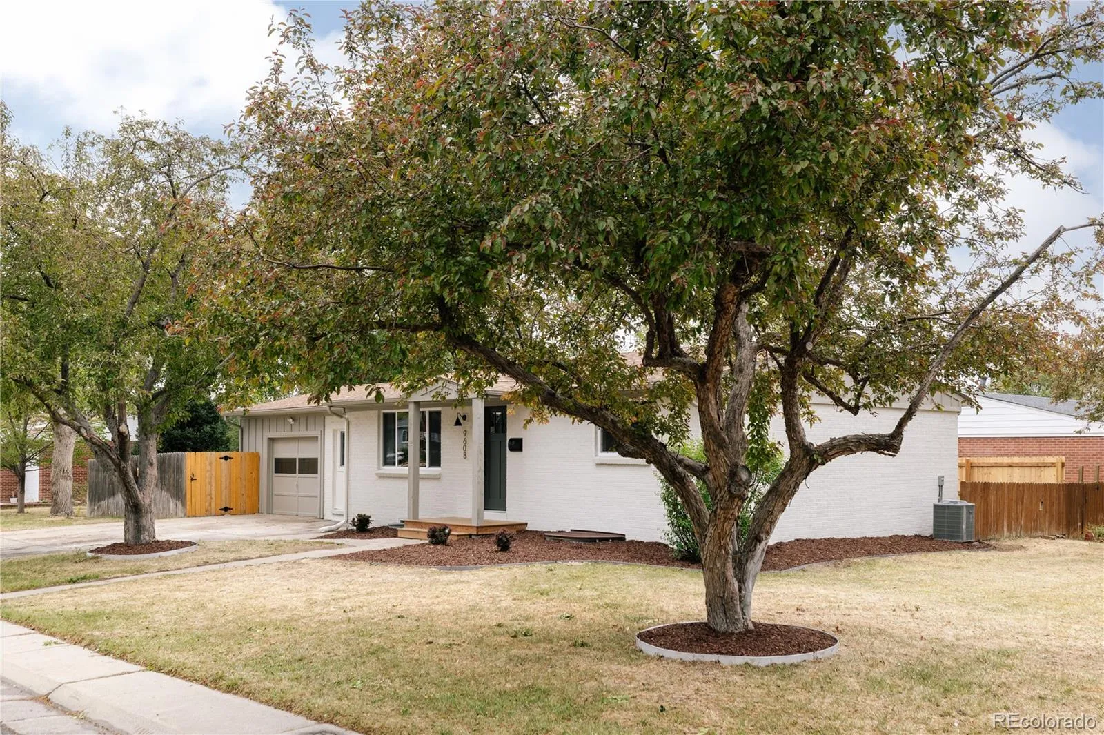 9608 W 53rd Avenue Arvada CO 80002 MLS #REC9525024 05022026054440 1600 2