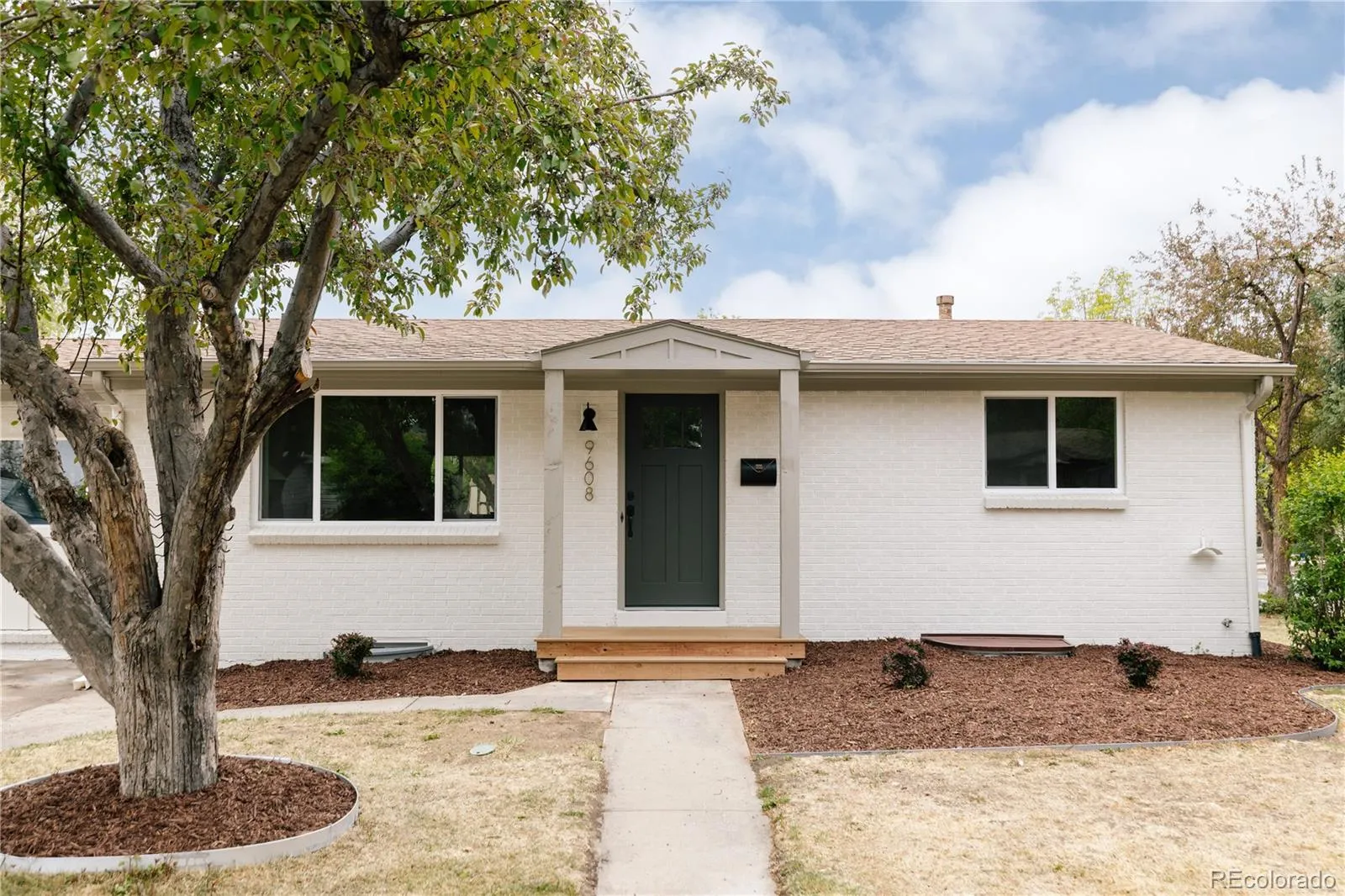 9608 W 53rd Avenue Arvada CO 80002 MLS #REC9525024 05022026054440 1600 3