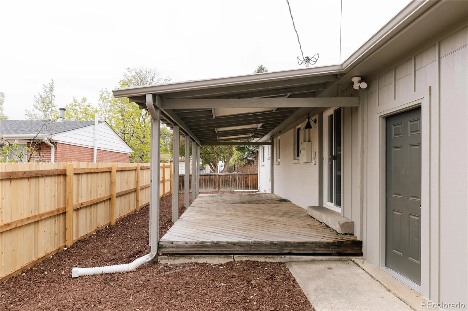 9608 W 53rd Avenue Arvada CO 80002 MLS #REC9525024 05022026054440 1600 35
