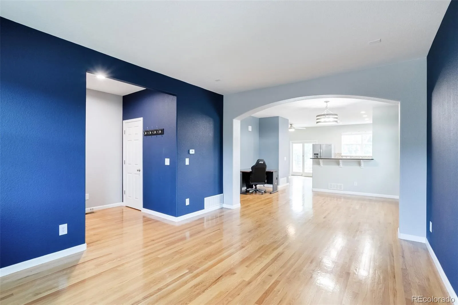 23872 E Alabama Drive Aurora CO 80018 | MLS #REC9525287 06122026081400 1600 3
