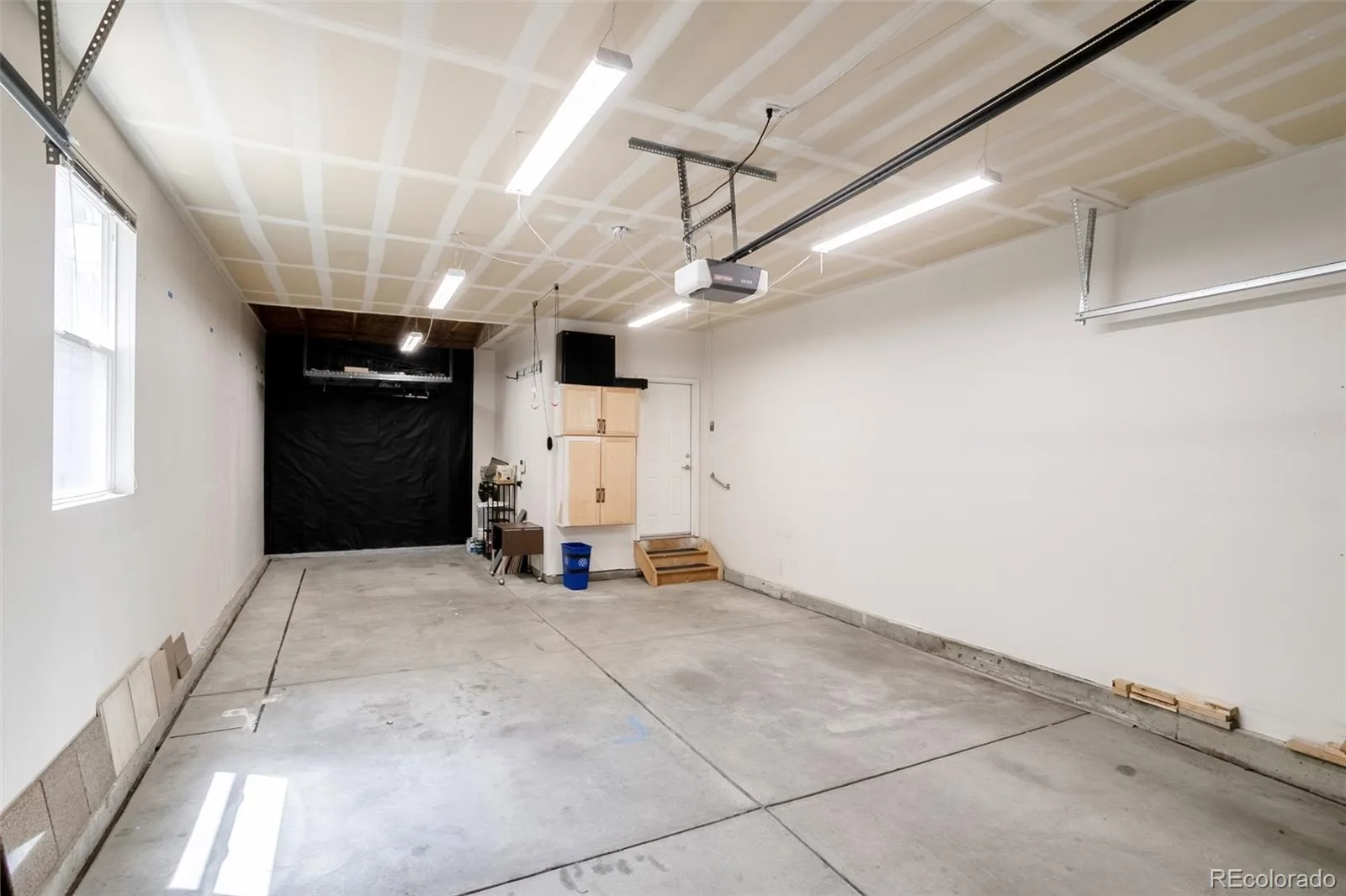 23872 E Alabama Drive Aurora CO 80018 | MLS #REC9525287 06122026081400 1600 36