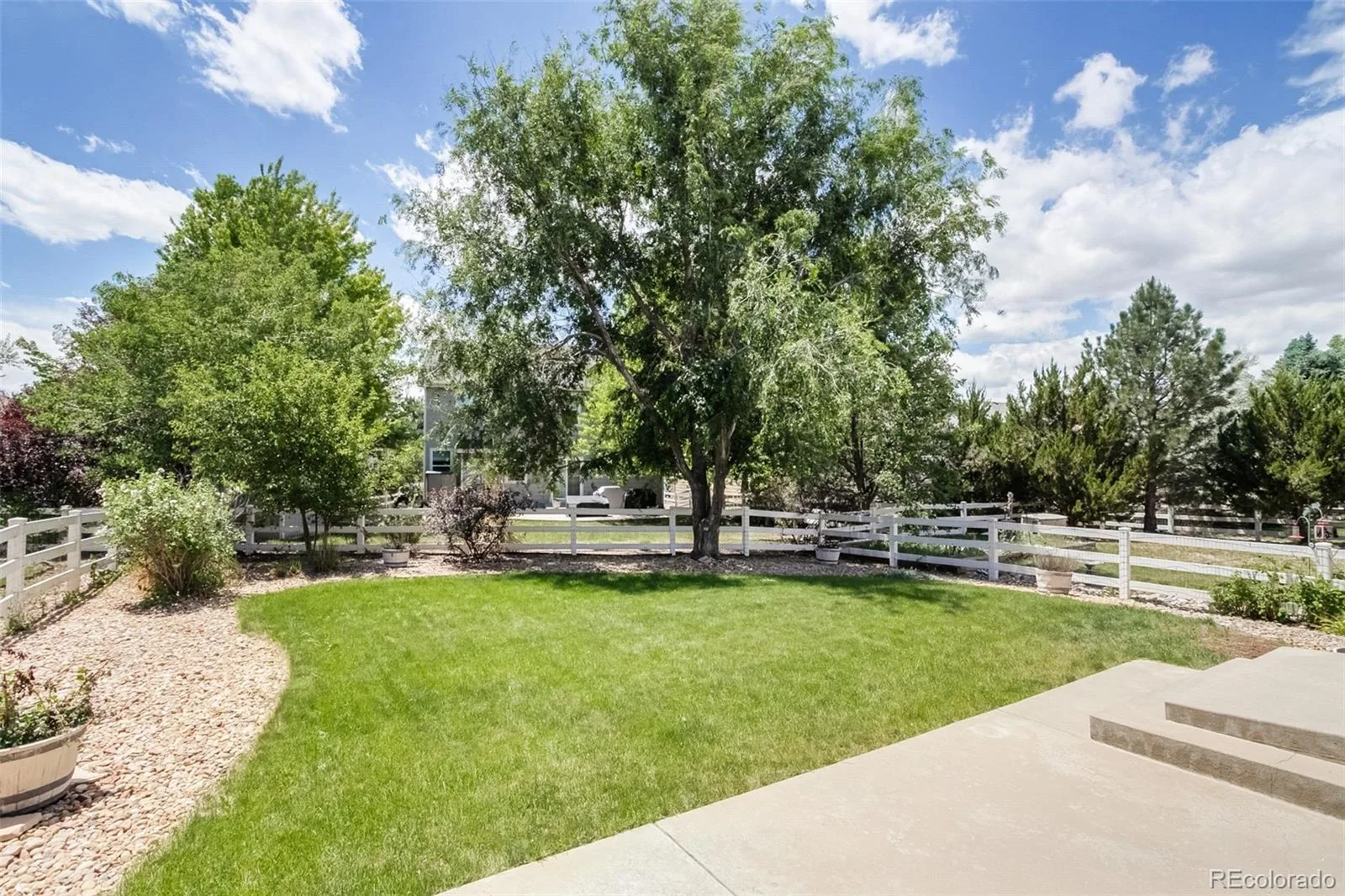 23872 E Alabama Drive Aurora CO 80018 | MLS #REC9525287 06122026081400 1600 38