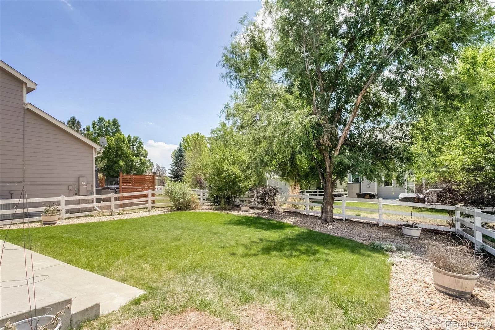 23872 E Alabama Drive Aurora CO 80018 | MLS #REC9525287 06122026081400 1600 40